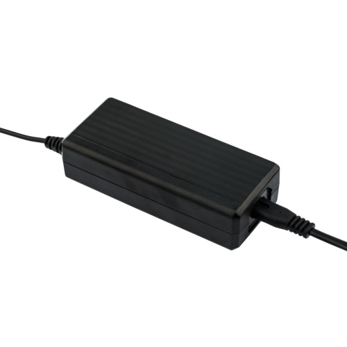 Источник питания 110-220V AC 12V DC, 6А, 72W с DC разъемом подключения 5.5*2.1,  200-072-3