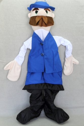 Ростовая кукла Охотник из сказки Красная Шапочка Ростовая кукла Охотник из сказки Красная Шапочка